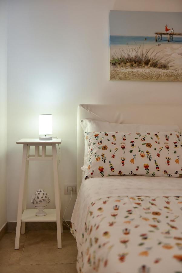 Dimora Zi Bell Hotel โปลีญาโนอามาเร ภายนอก รูปภาพ